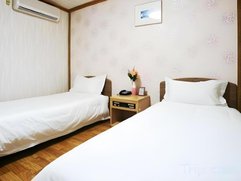 Emerald Hotel Jeju Eksteriør billede