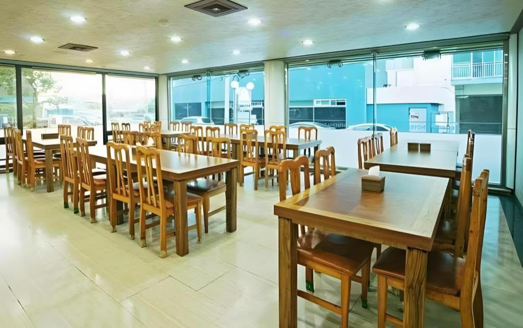 Emerald Hotel Jeju Eksteriør billede