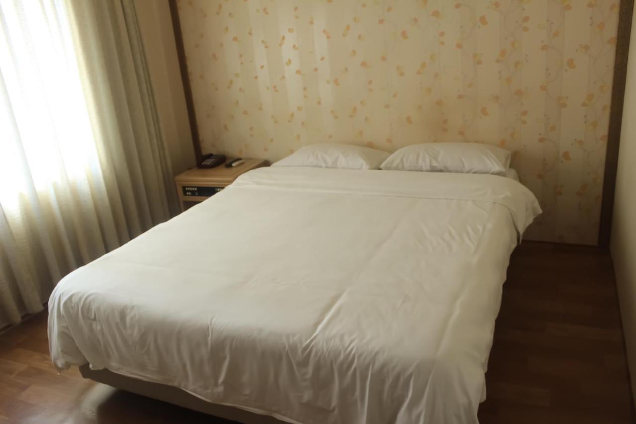 Emerald Hotel Jeju Eksteriør billede
