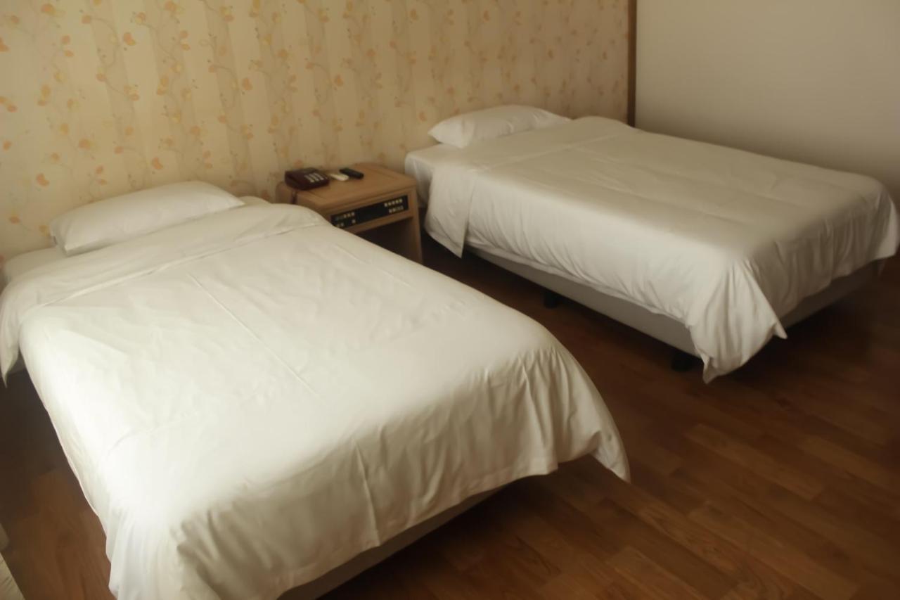 Emerald Hotel Jeju Eksteriør billede