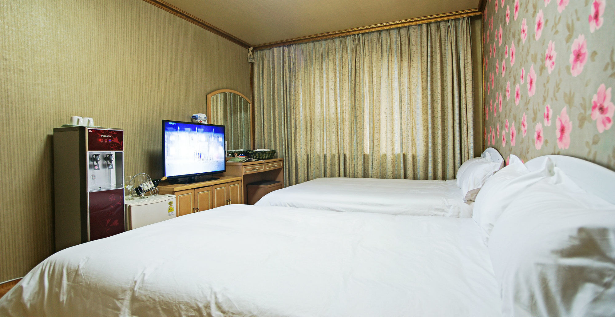 Emerald Hotel Jeju Eksteriør billede