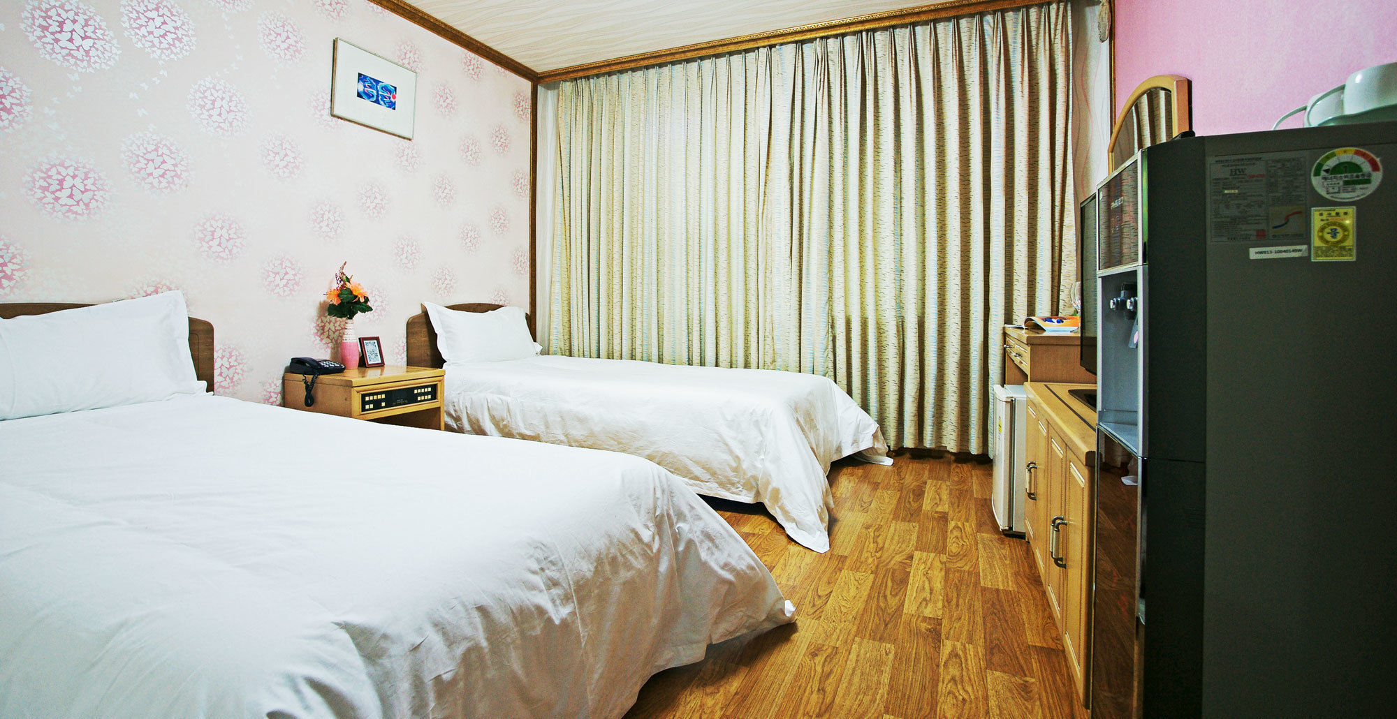 Emerald Hotel Jeju Eksteriør billede