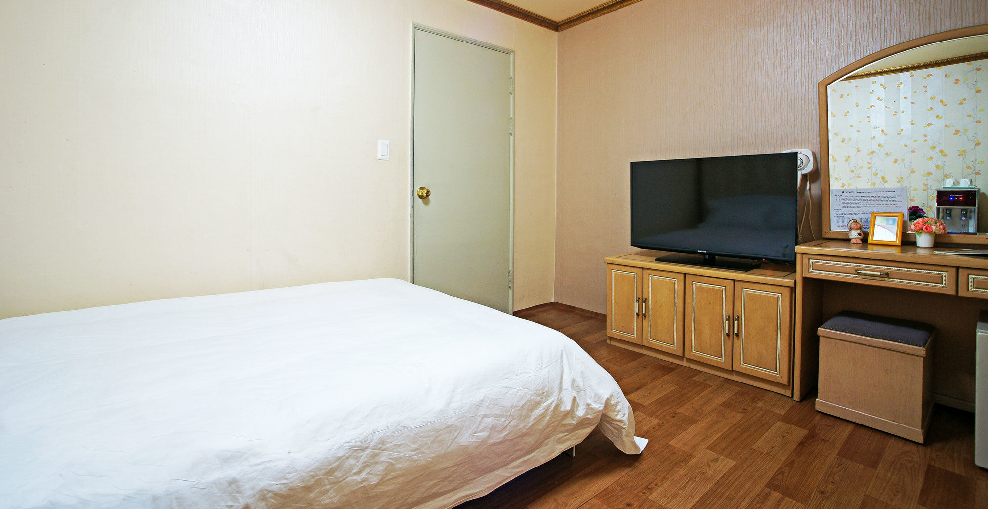 Emerald Hotel Jeju Eksteriør billede